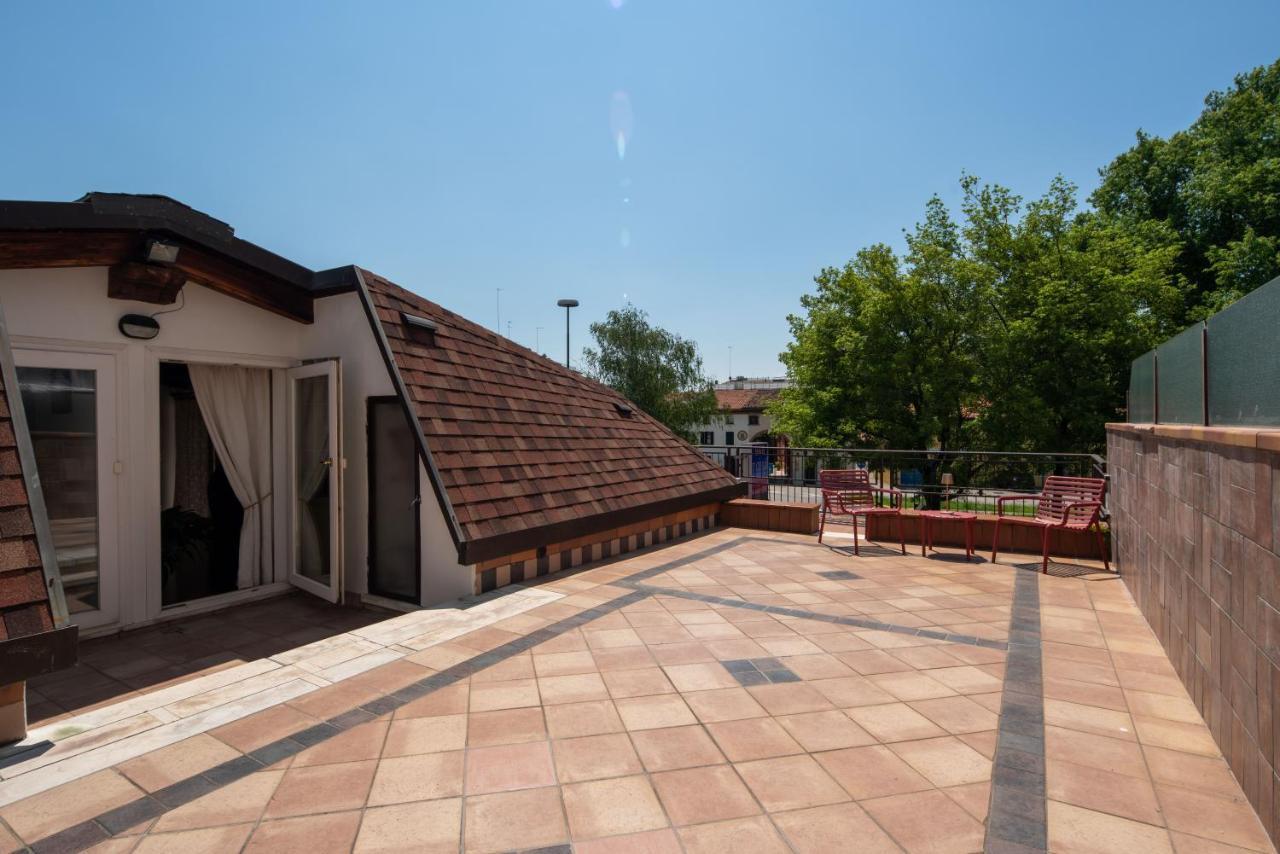 7° Cielo Apartment - Venezia - Mestre With Terrace Luaran gambar